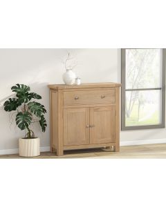 Farnworth Oak Compact Sideboard