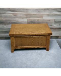 Montpellier Oak Blanket Box