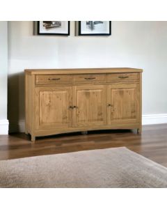 Pippy Oak Three Door Sideboard