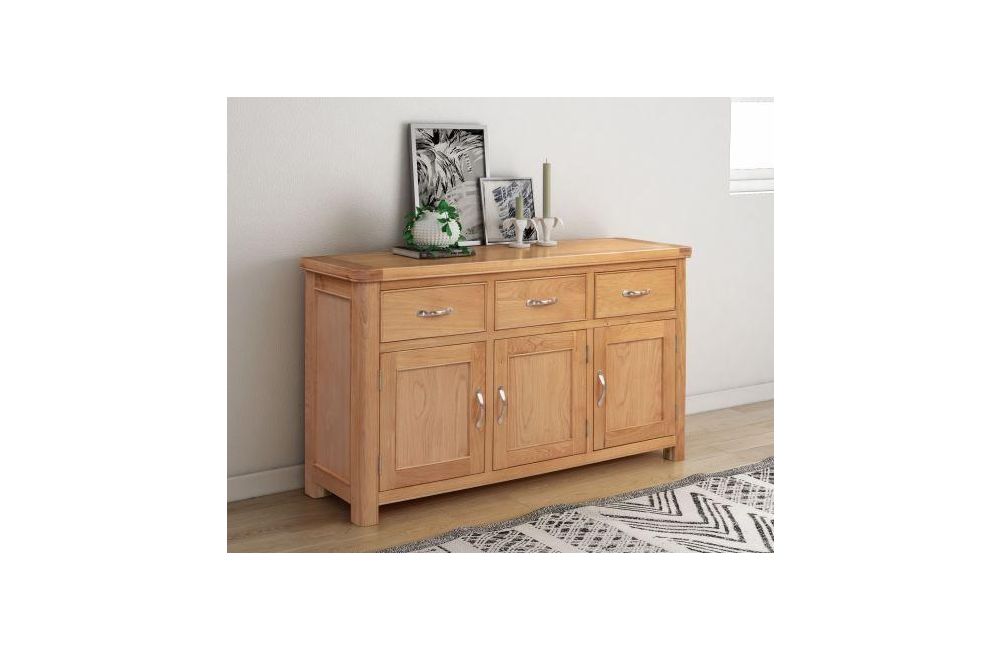 Cambridge Oak 3 Door Sideboard